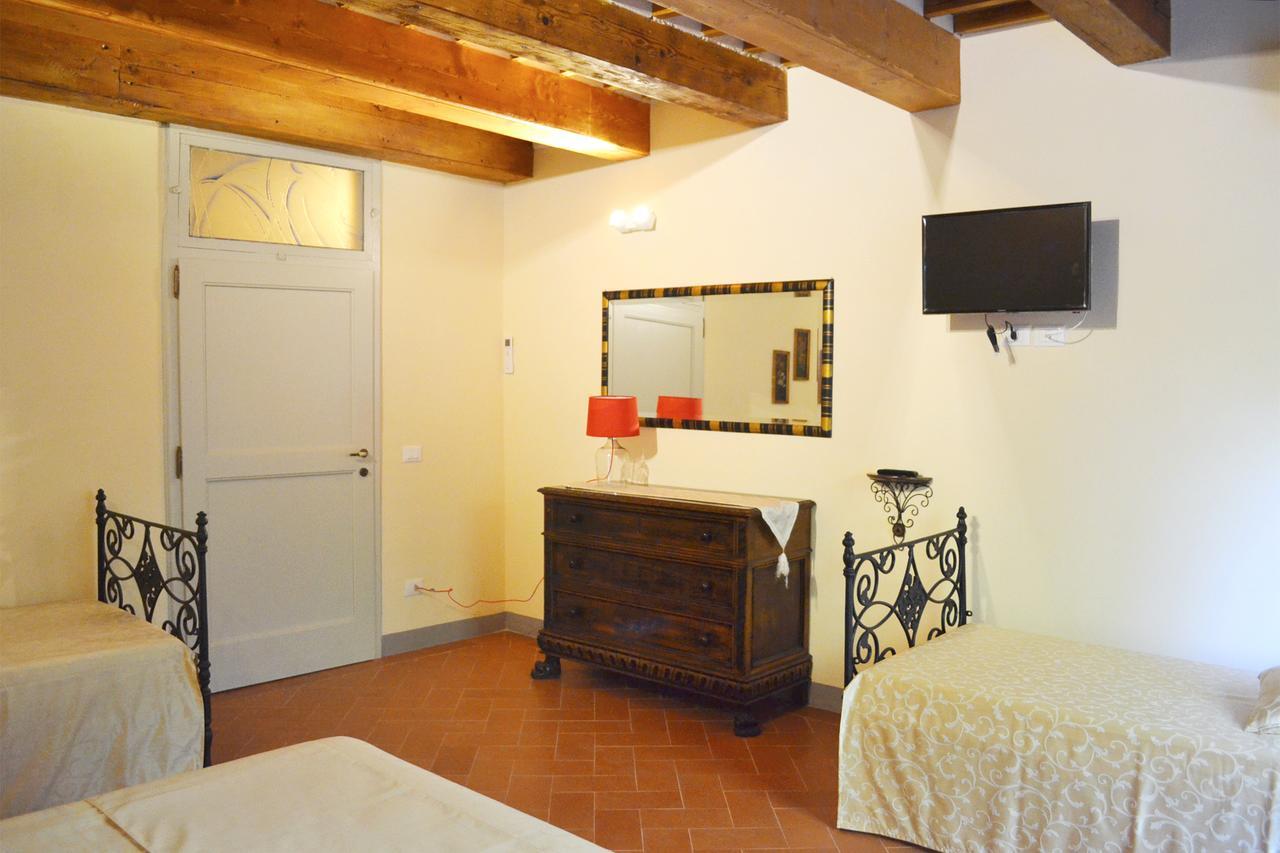 Relais Villa Poschi Pugnano Buitenkant foto